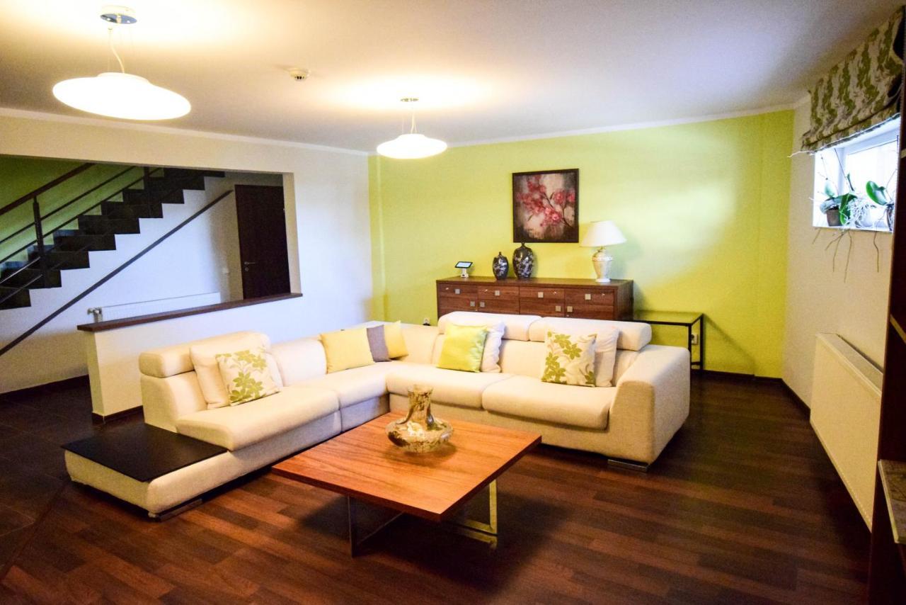 Cabrio Apart Hotel Клуж-Напока Экстерьер фото